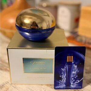 Premier Perfection Peeling Skincare Mask